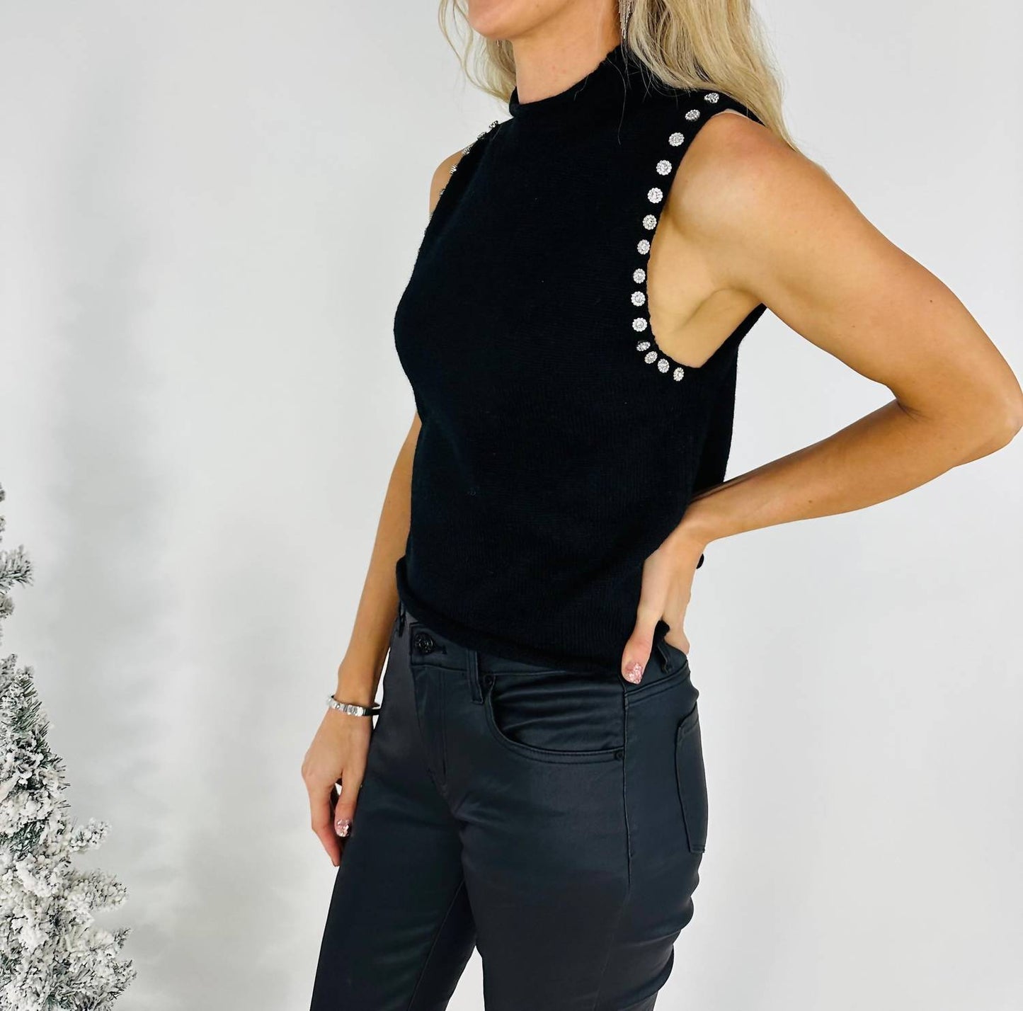 Entro - Dani Rhinestone Gem Top