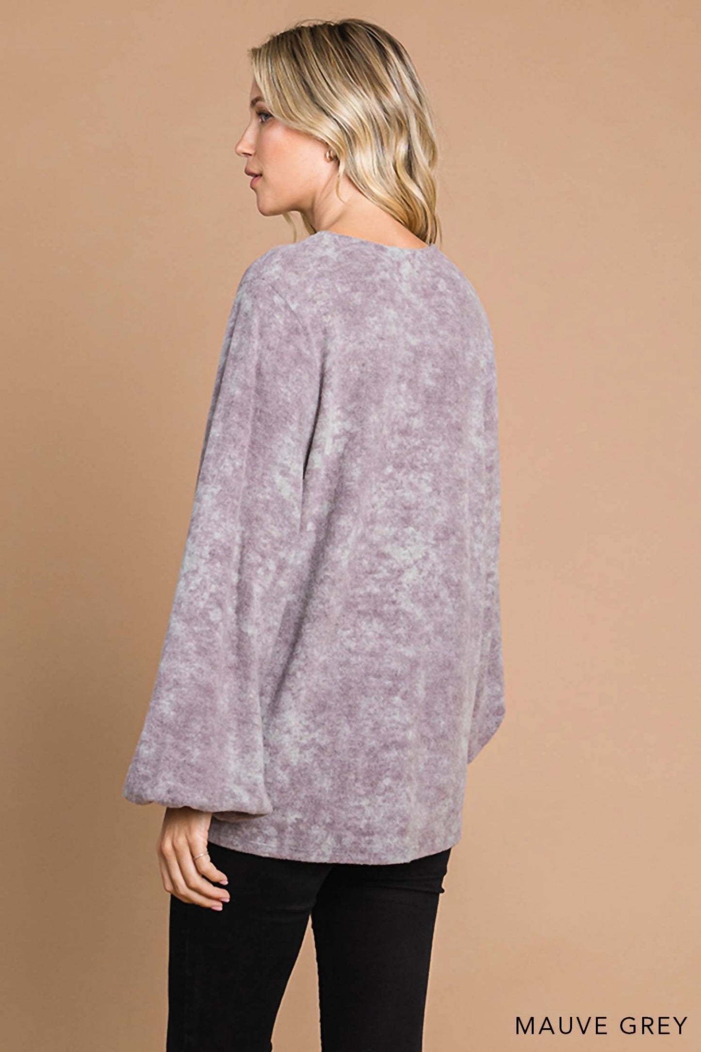 Cotton Bleu - Hacci Brushed V Neck Long Sleeve Top