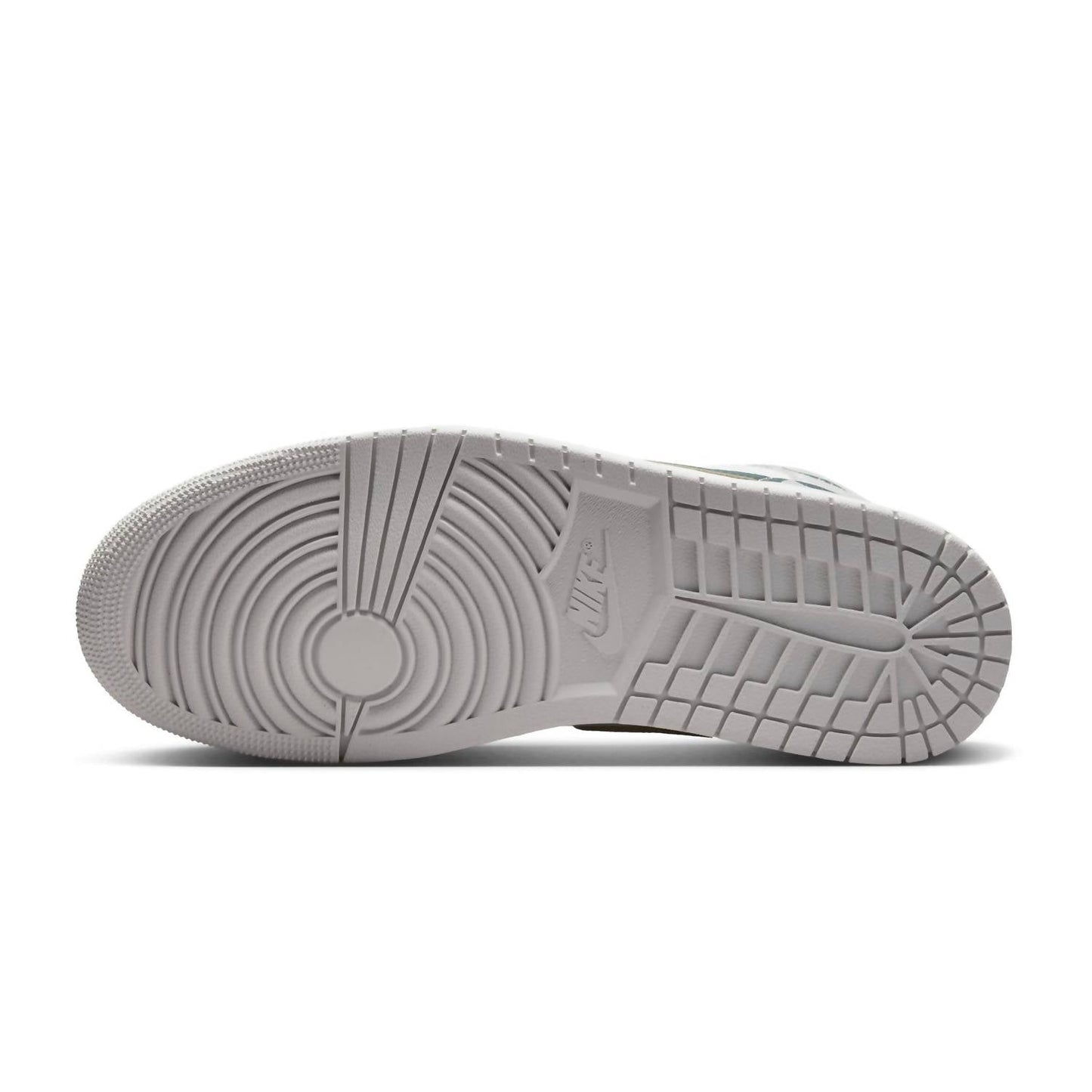 Nike - Men Air Jordan 1 Mid SE Basketball Shoe