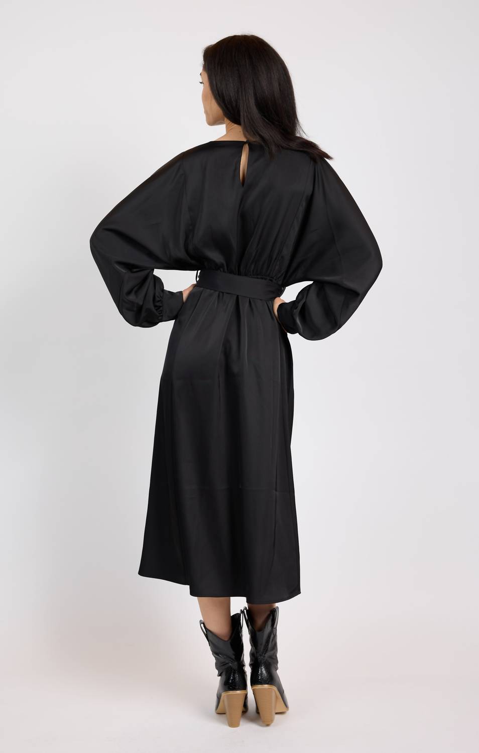 Sadie & Sage - Mood Boost Dolmain Sleeve Midi Dress