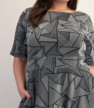 The Curve La - Plus Size Lurex Knit Short Sleeve Midi Dress With Pockets