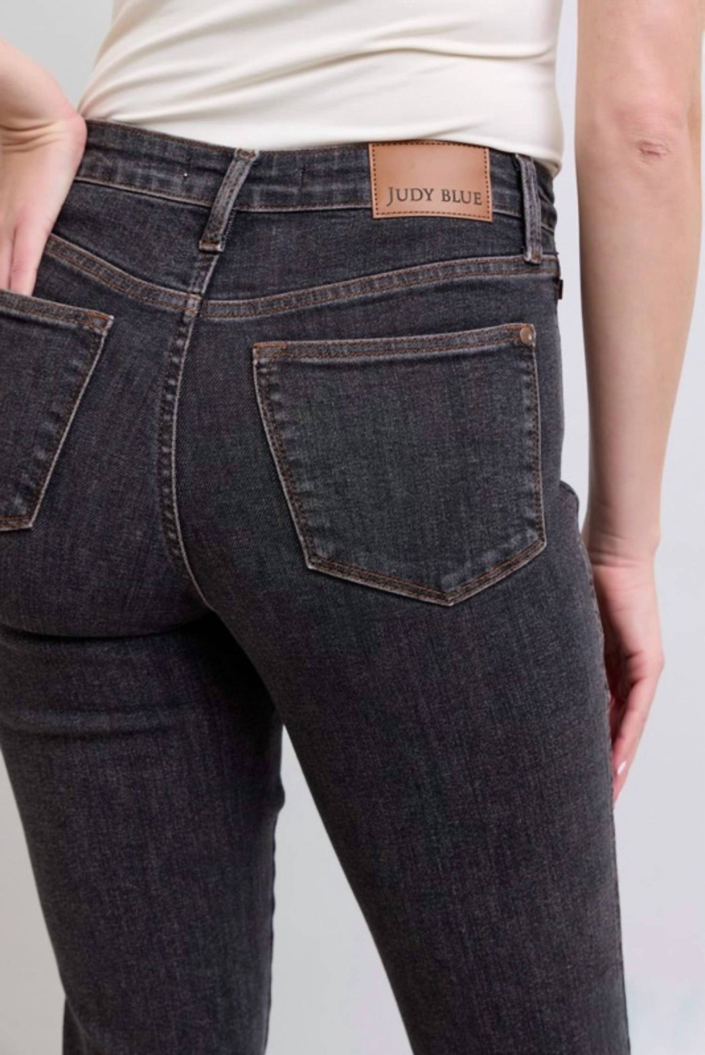 Judy Blue - Slim Tummy Control Jean