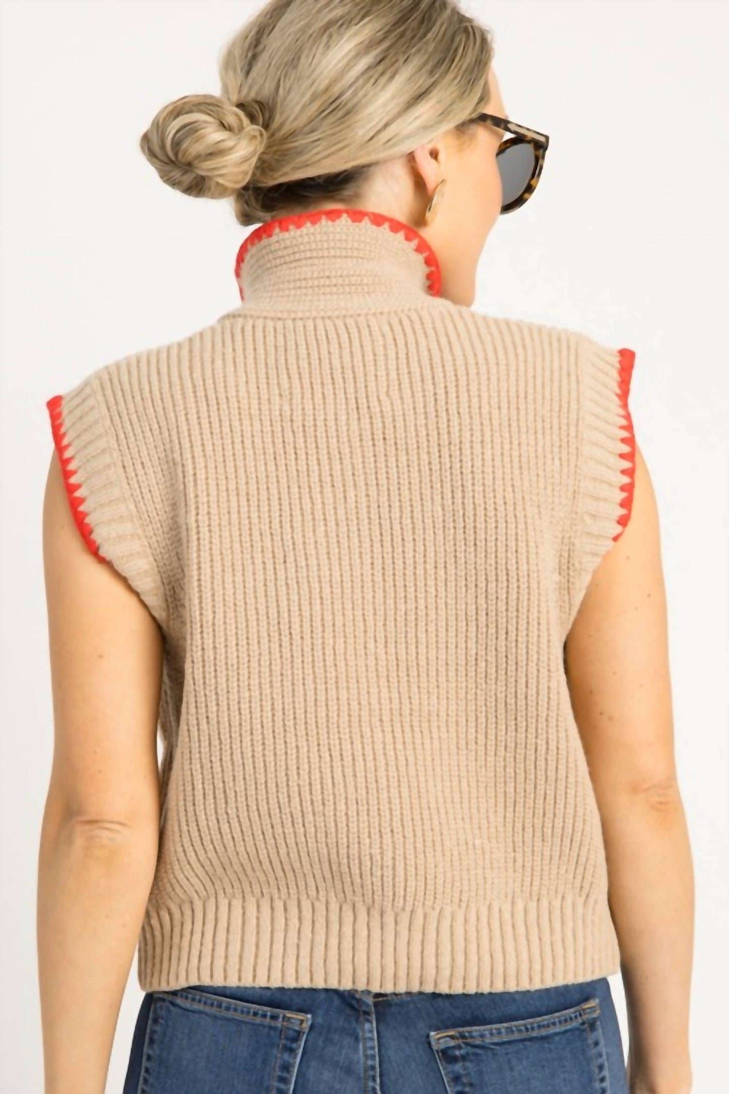 &Merci - Tie neck sweater vest