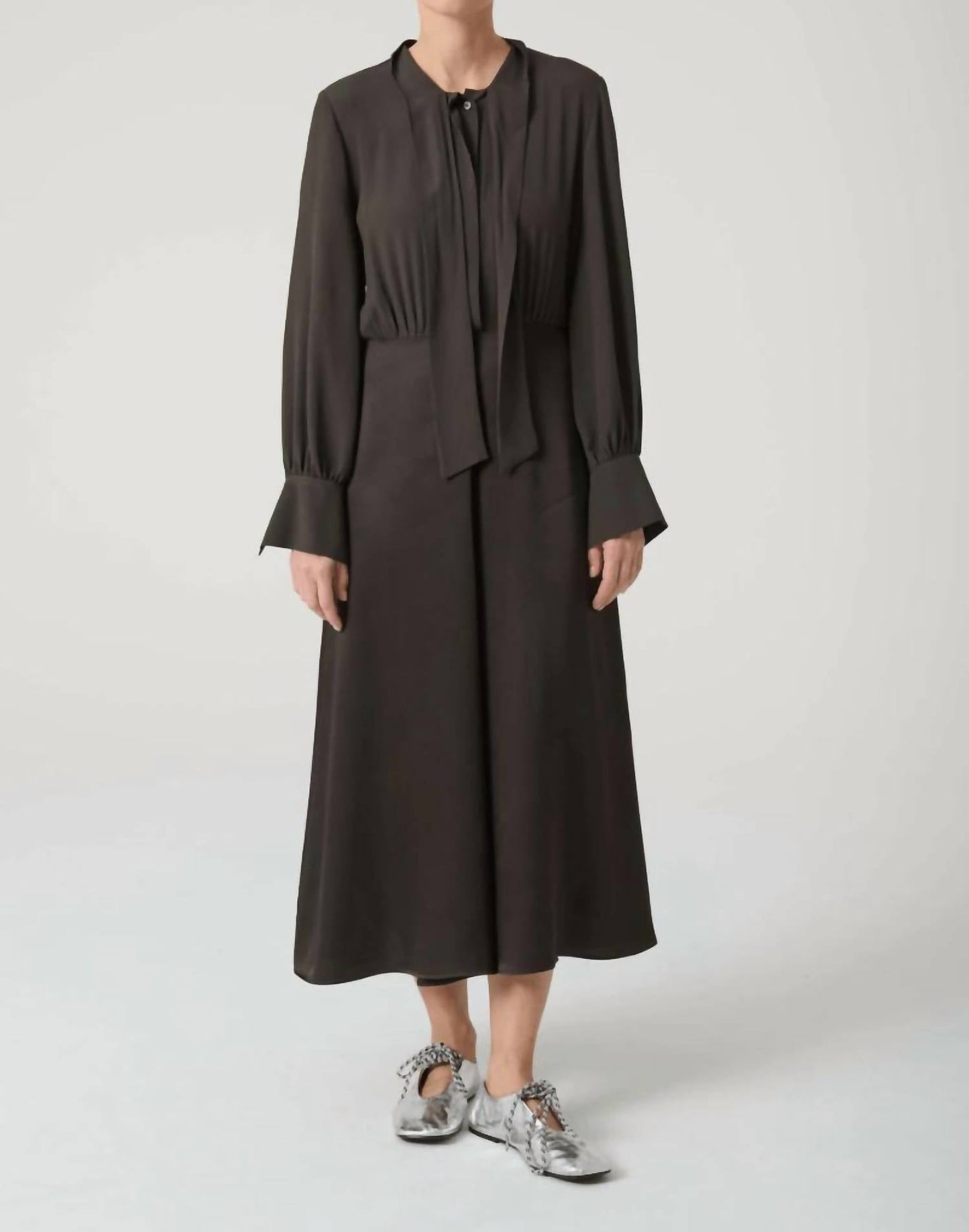 Beatrice .B - Flared With Scarf Midi Dress