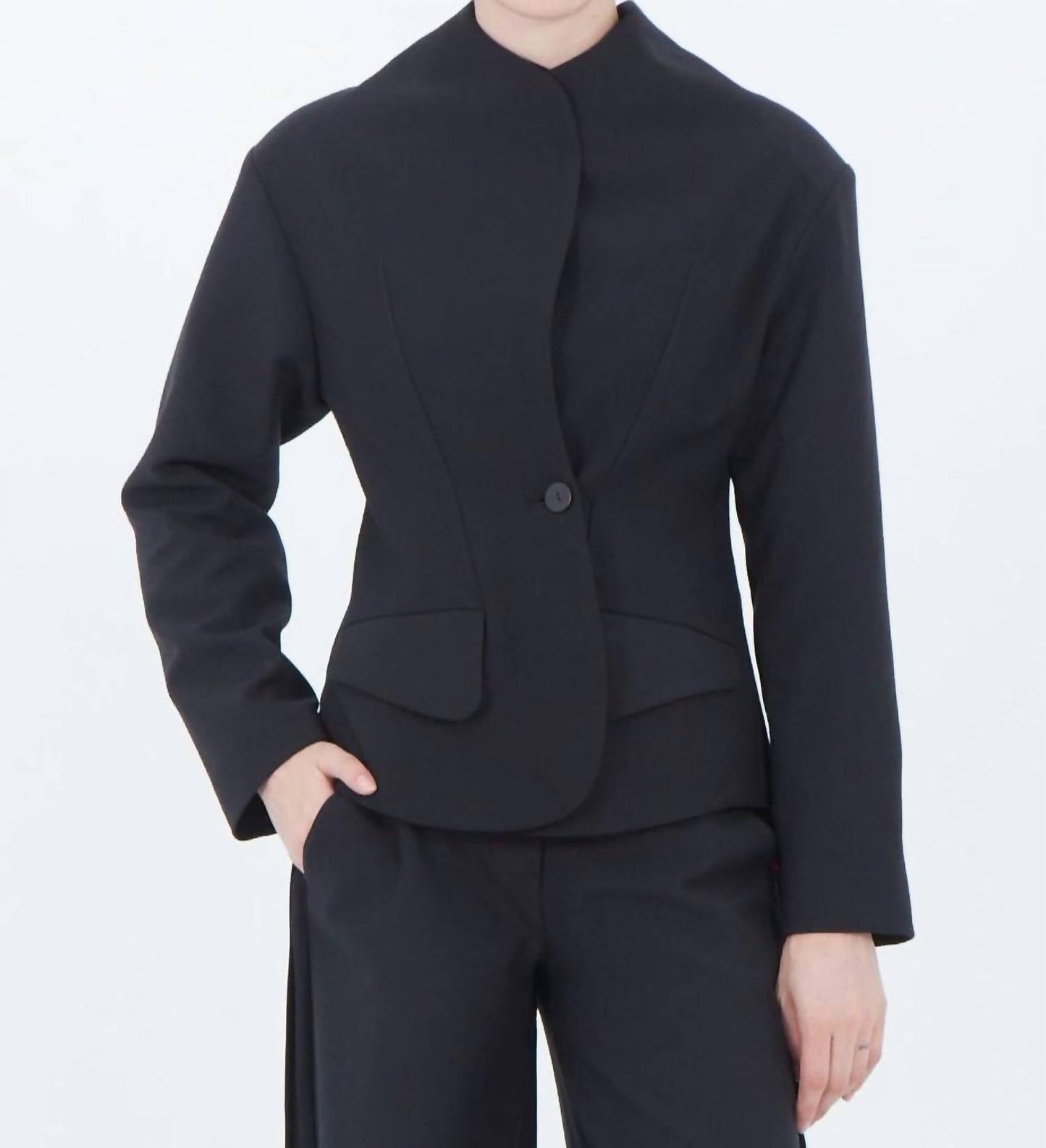 Matthildur - Mera Long Sleeve Blazer