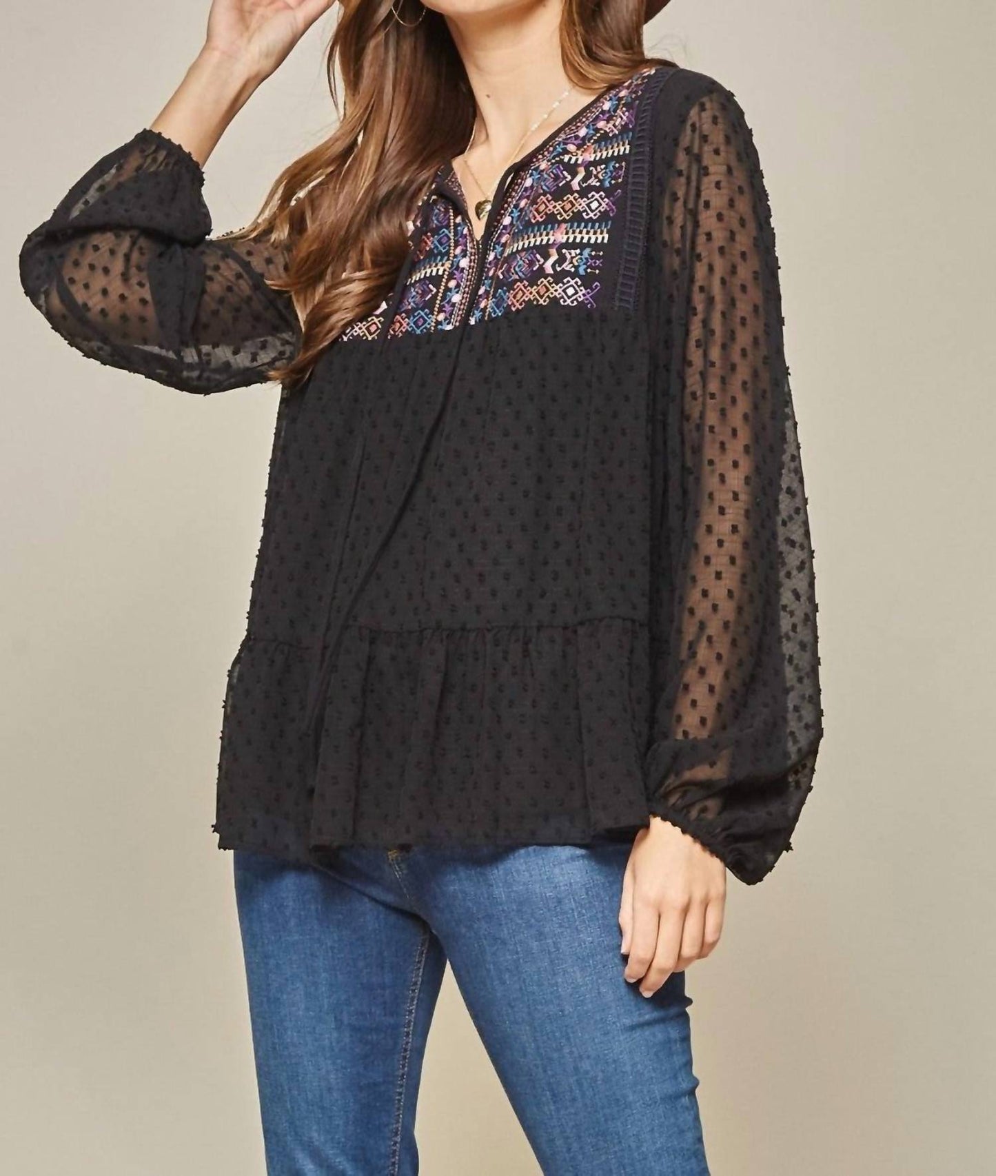 Andree By Unit - Romantic Embroidered Swiss Dot Top