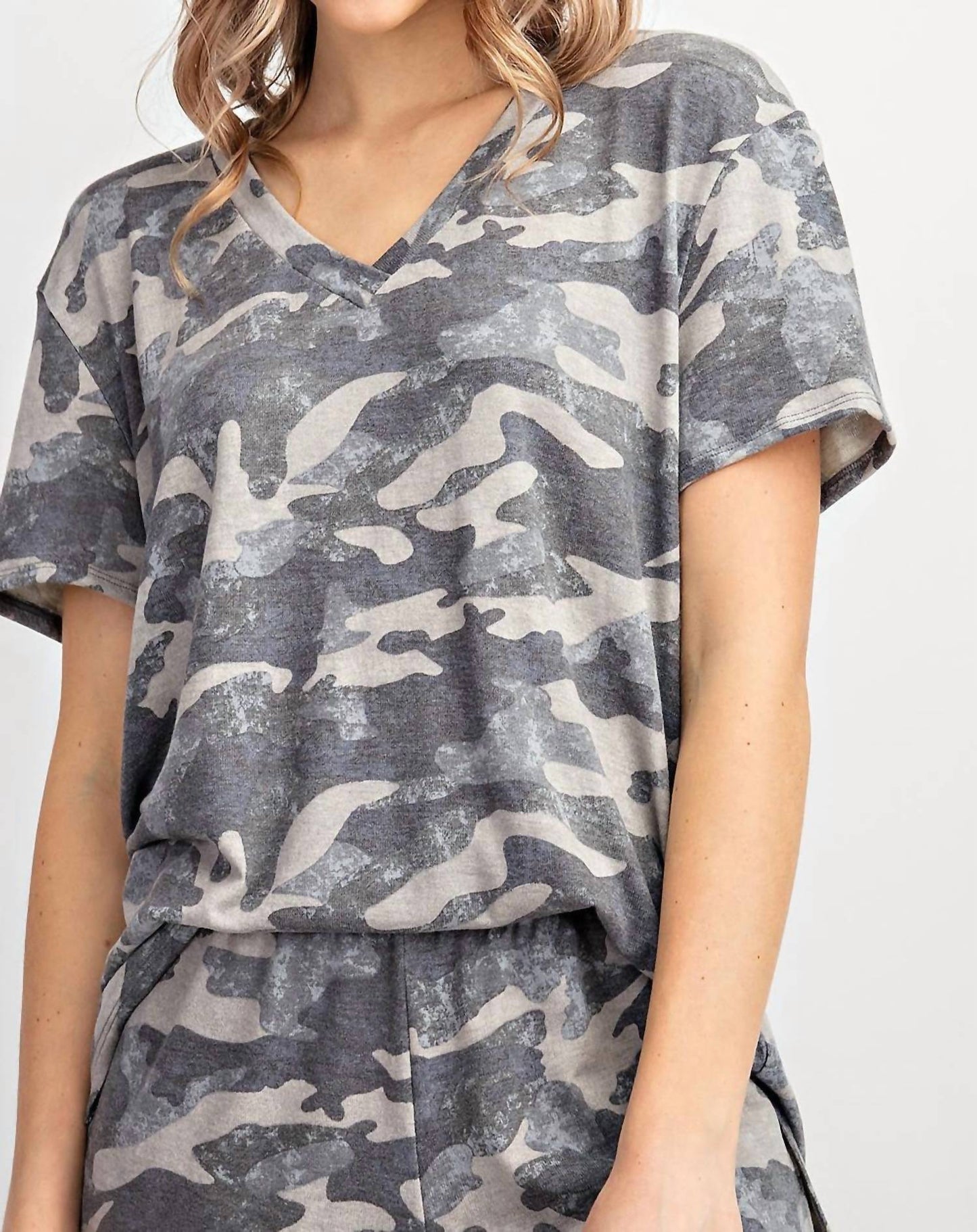 143 Story - Camouflage Short Sleeve Top