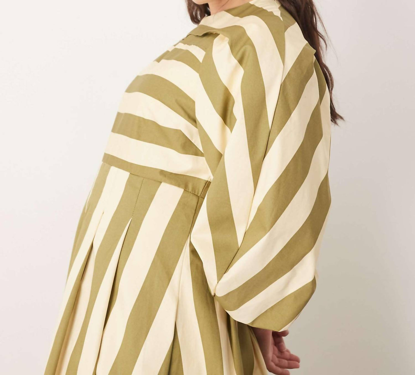 Arrange - Curve Full Pleat Striped Midi Dress