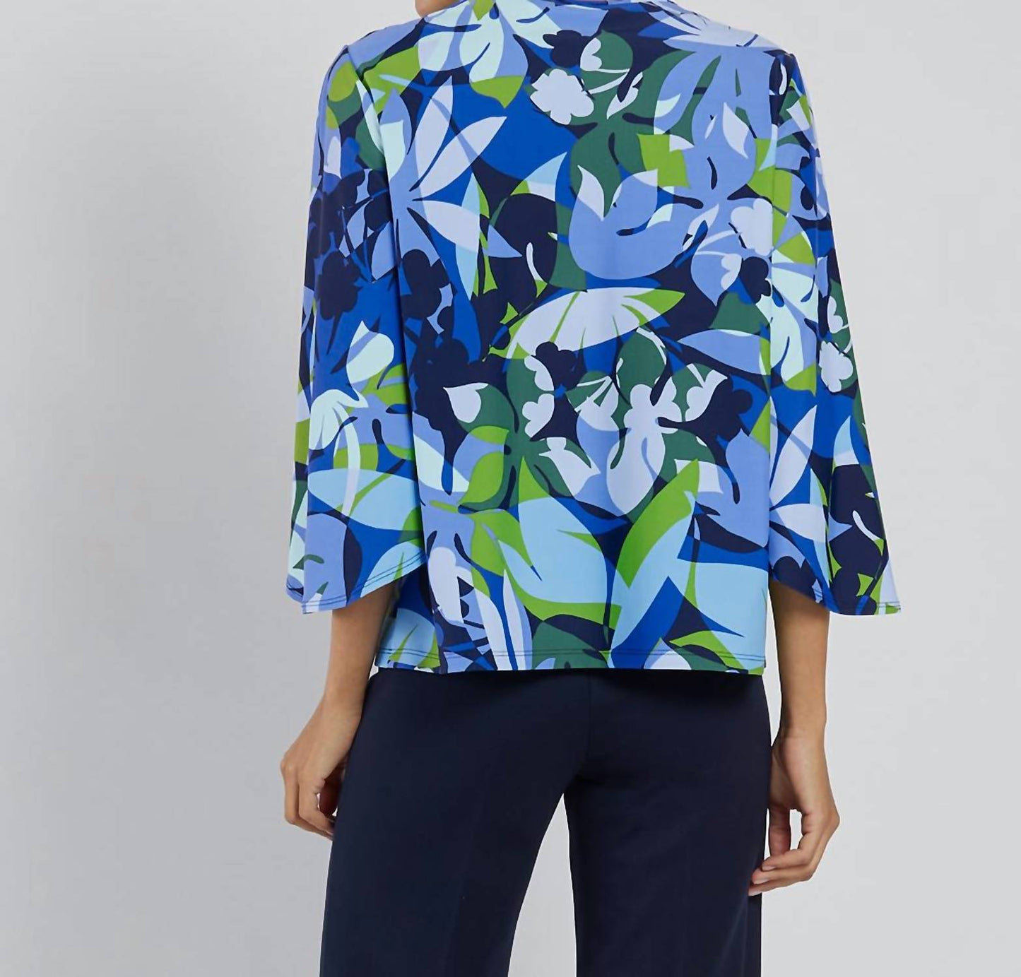 Jude Connally - Daniella Flowy Sleeves V-neck Top