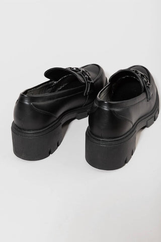 Jellypop - Women's Una Chunky Chain Loafer