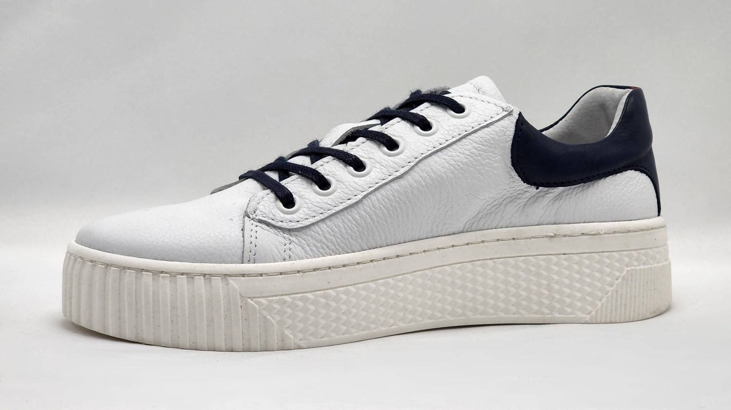 Kcr Group - Women's Classic Leather Sneakers