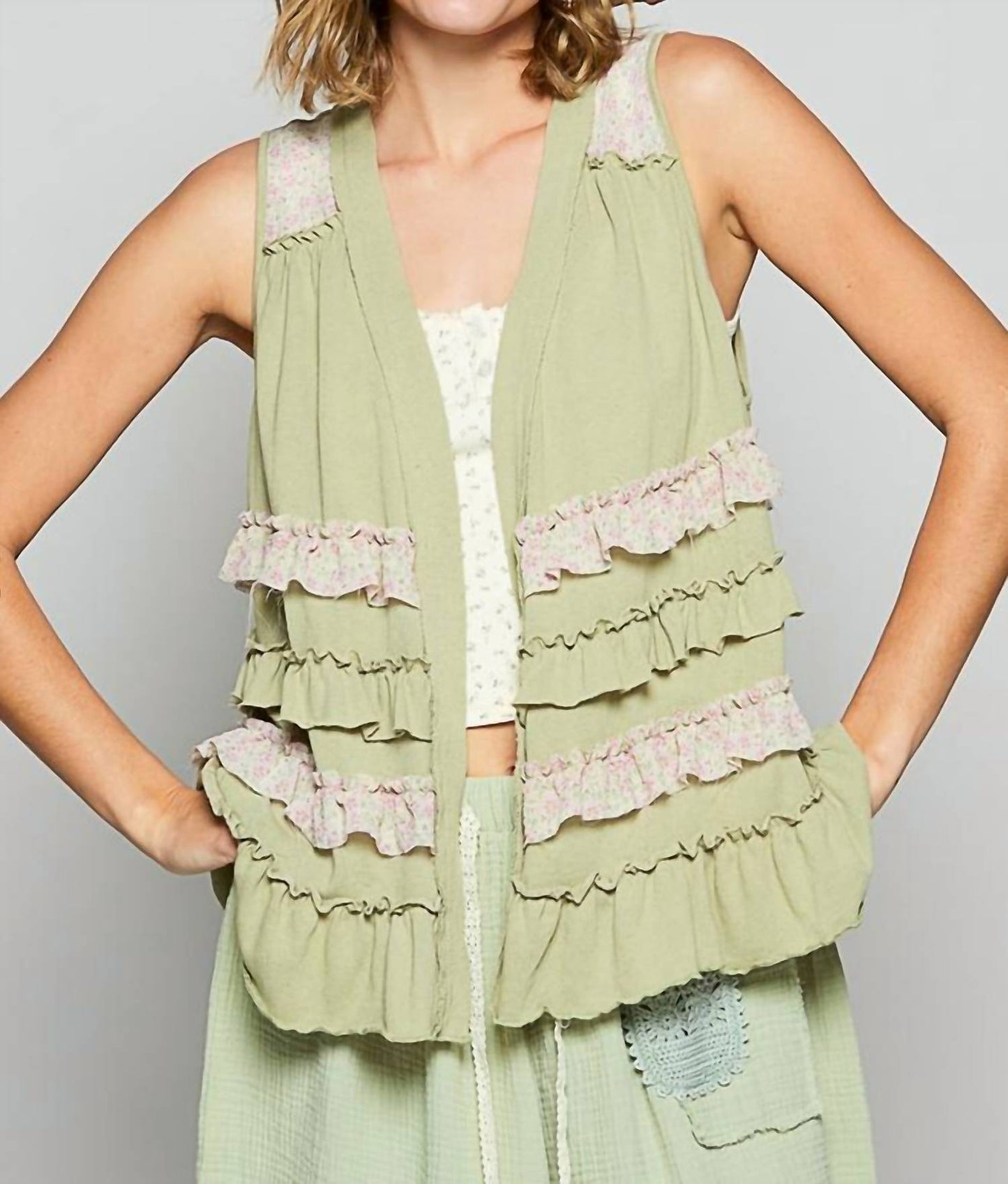 Pol - Ruffle Vest