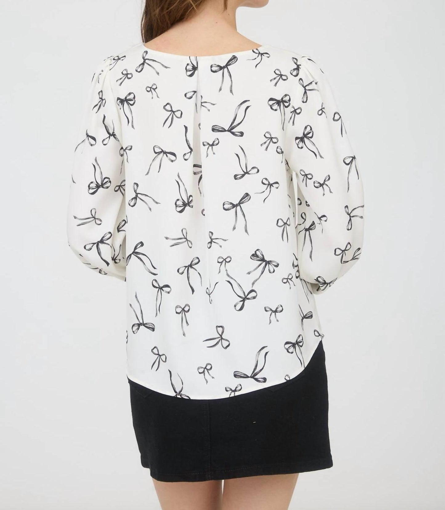 Blu Pepper - Bow Pattern Round Neck Long Sleeve Blouse