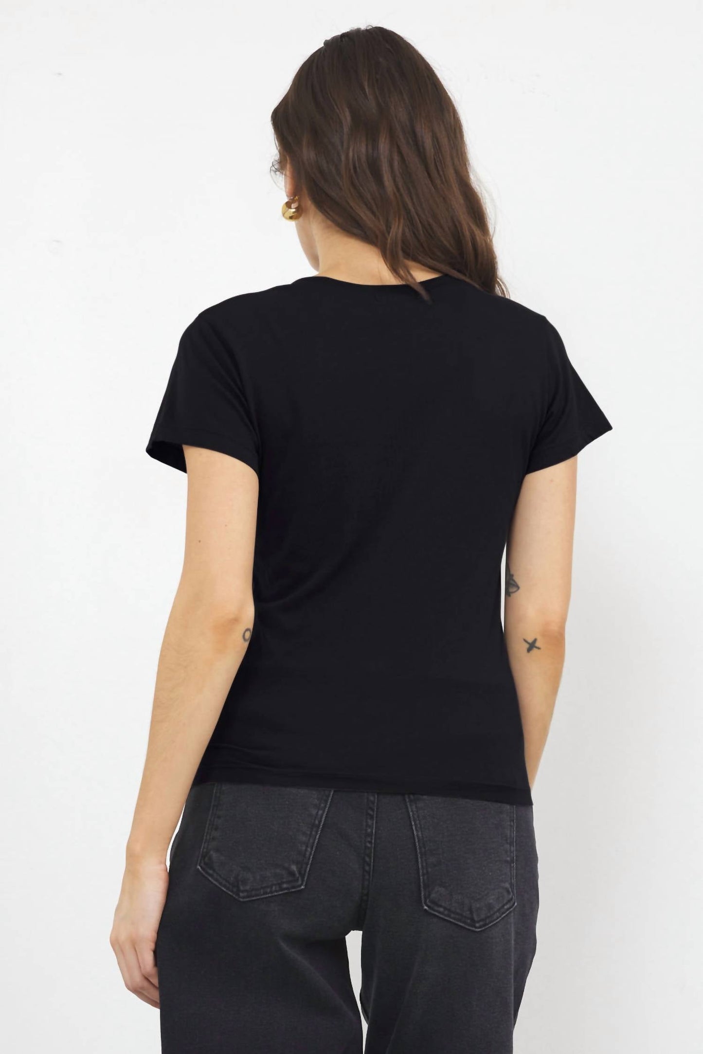 Lamade - ARLO VNECK SHORT SLEEVE TEE