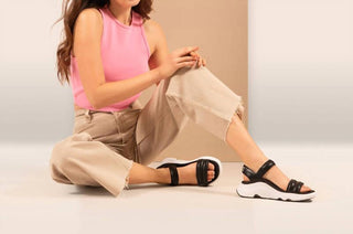 Aetrex - Women's Whit Sandals