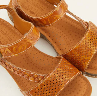 Spring Step Shoes - Women's L'Artiste Popular Sandal