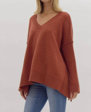 Entro - An Oversized V-Neck Top