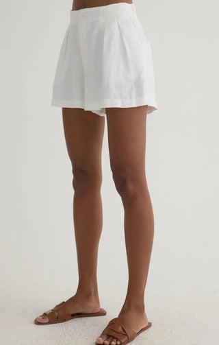 Bella Dahl - Double Pleat Linen Short