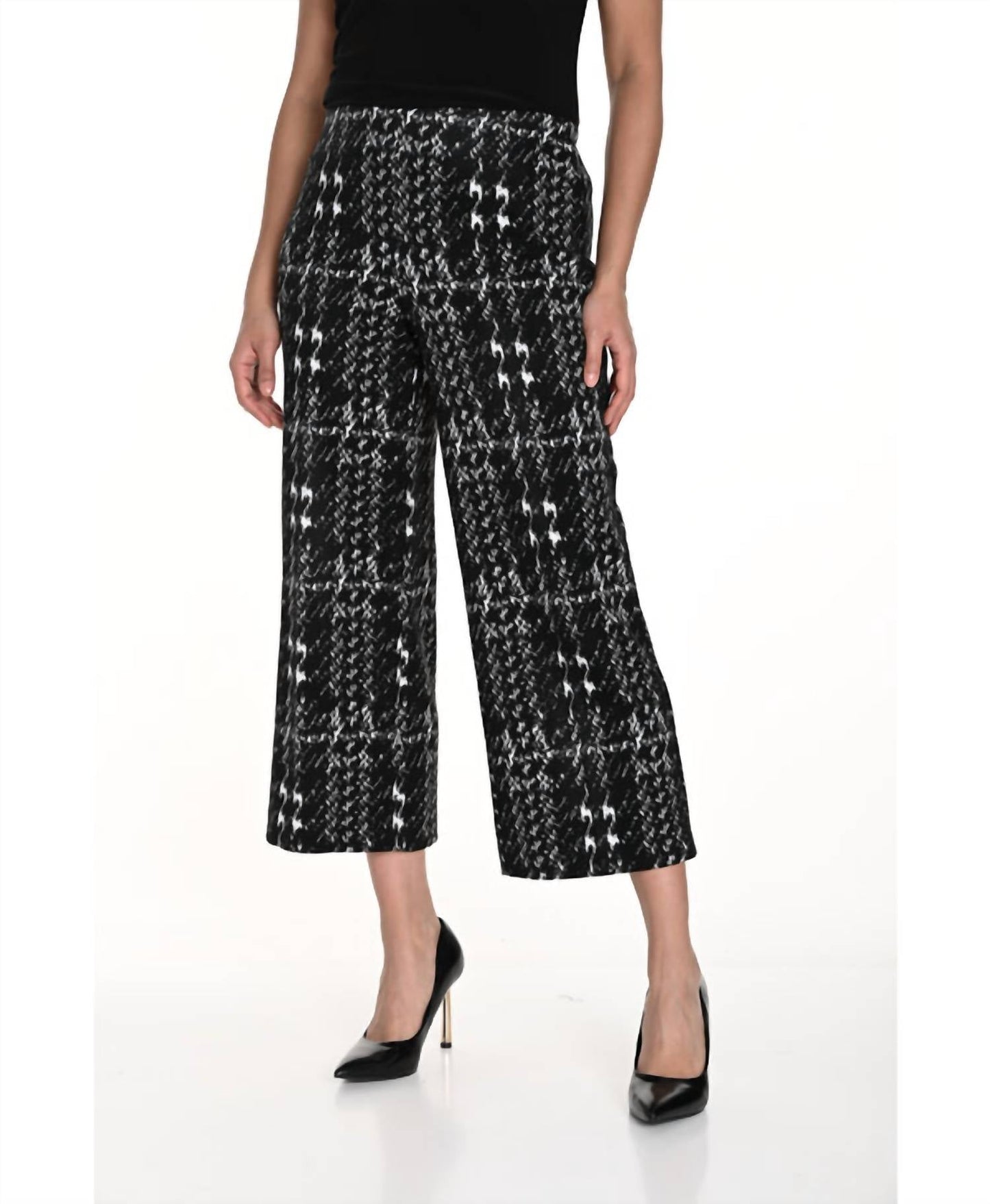 Frank Lyman - Knit Culotte Pants
