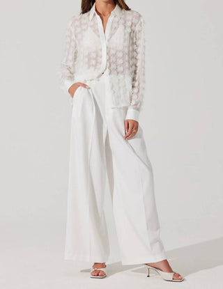 Astr - Ioannis 3D Floral Appliqué Shirt