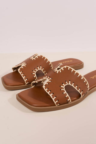 Fortune Dynamic - Women's Finity Tan Sandal