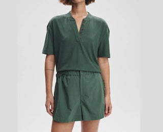 Varley - Nila Mid Rise Short