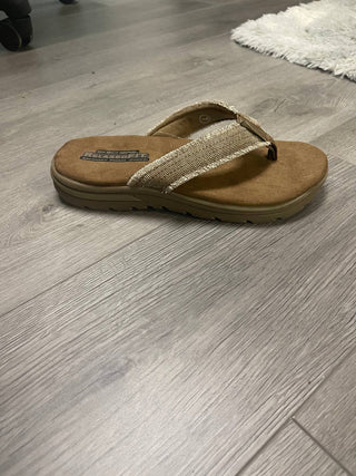 Skechers - Men's Relaxed Fit Supreme Flip Flop