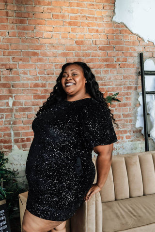 Curve Market - Holiday Me Mini Dress - Curvy