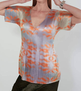 Nin Studio - Medusa V Neck Top