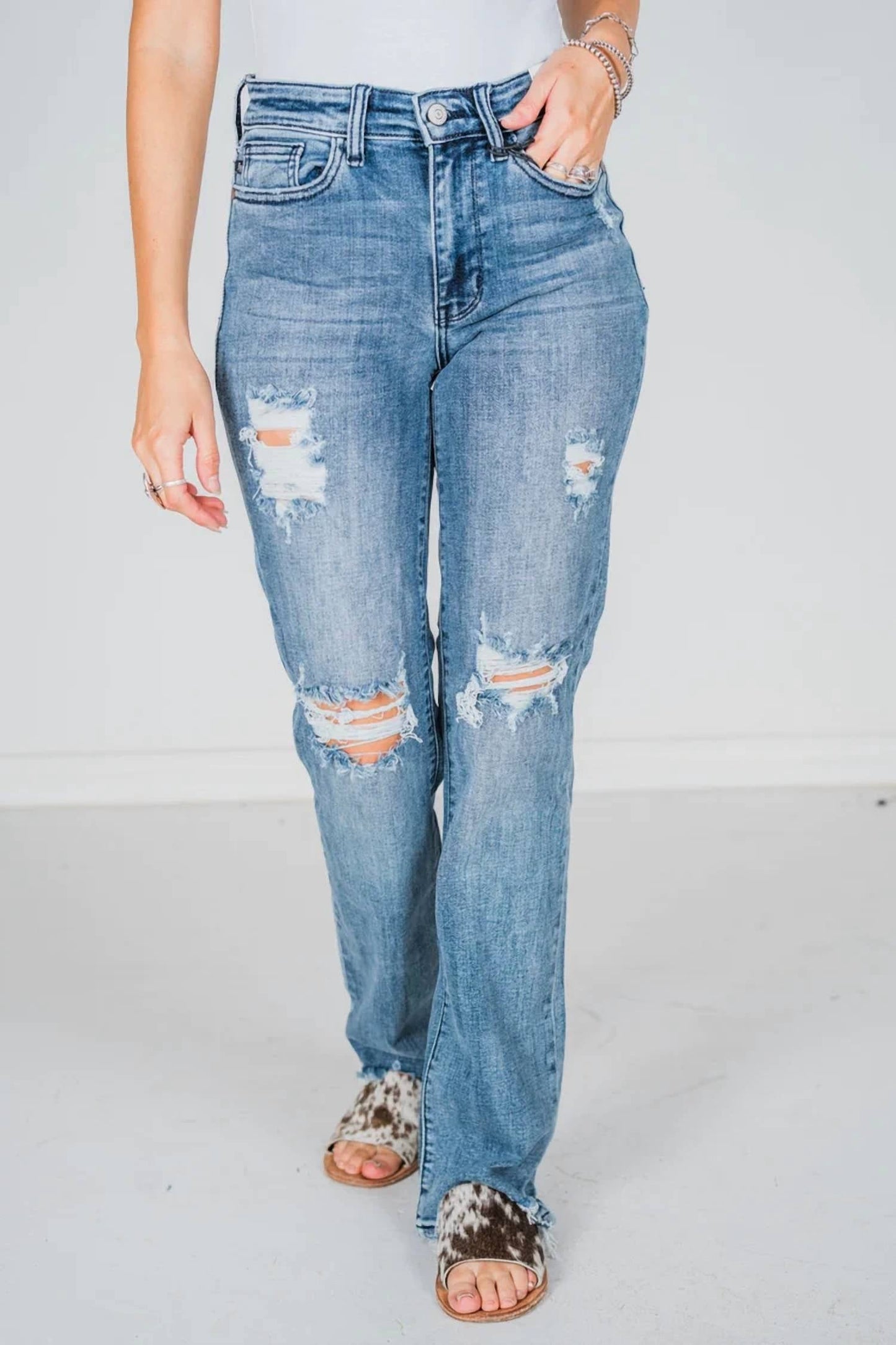 Judy Blue - Mid Rise Jean