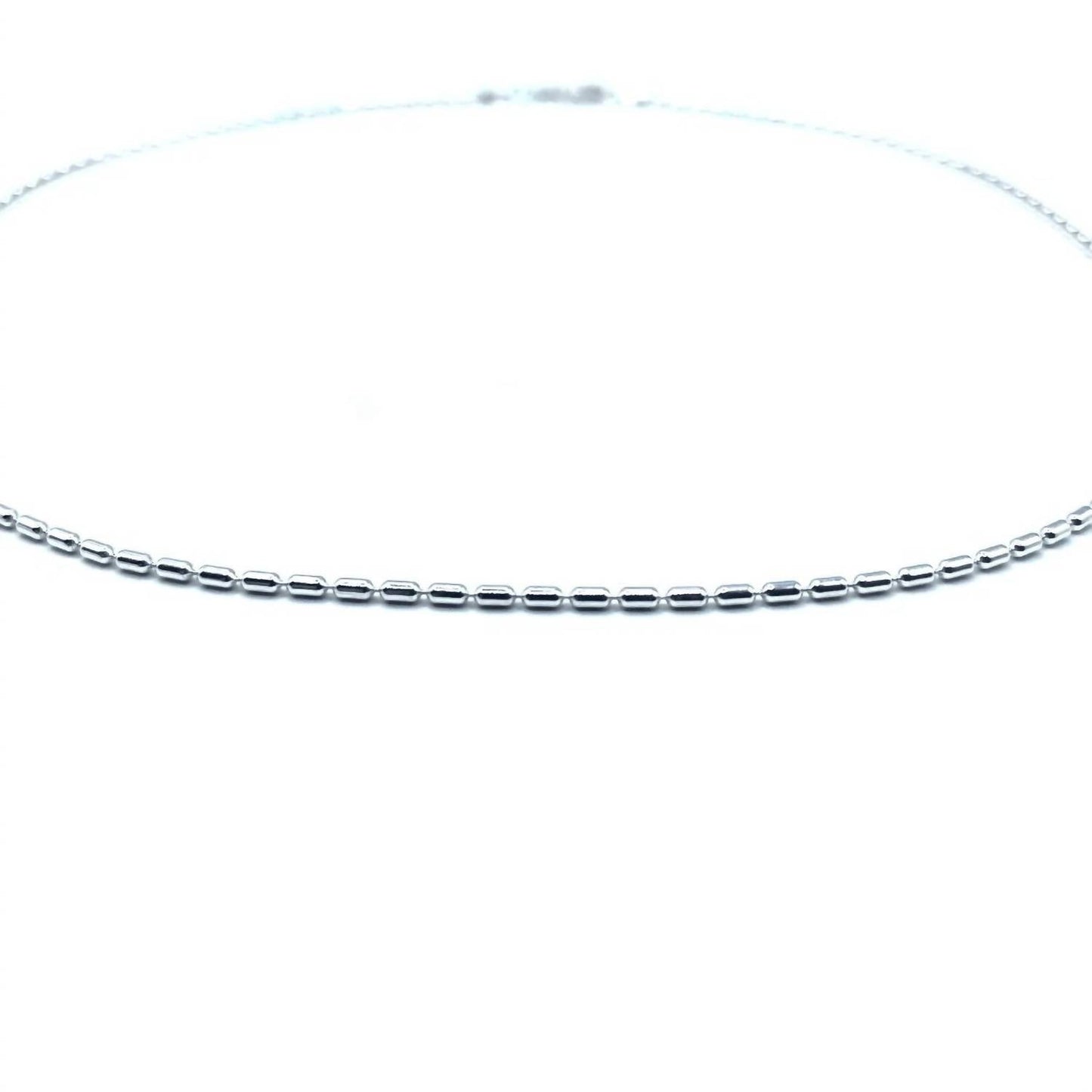 Erin Gray - Women's Waterproof Oval Pattern Necklace