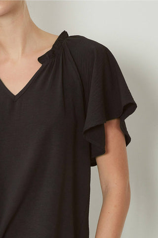 Entro - Ruffled Flutter Sleeve Blouse