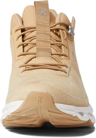 On - Women's Cloud Hi Sneakers