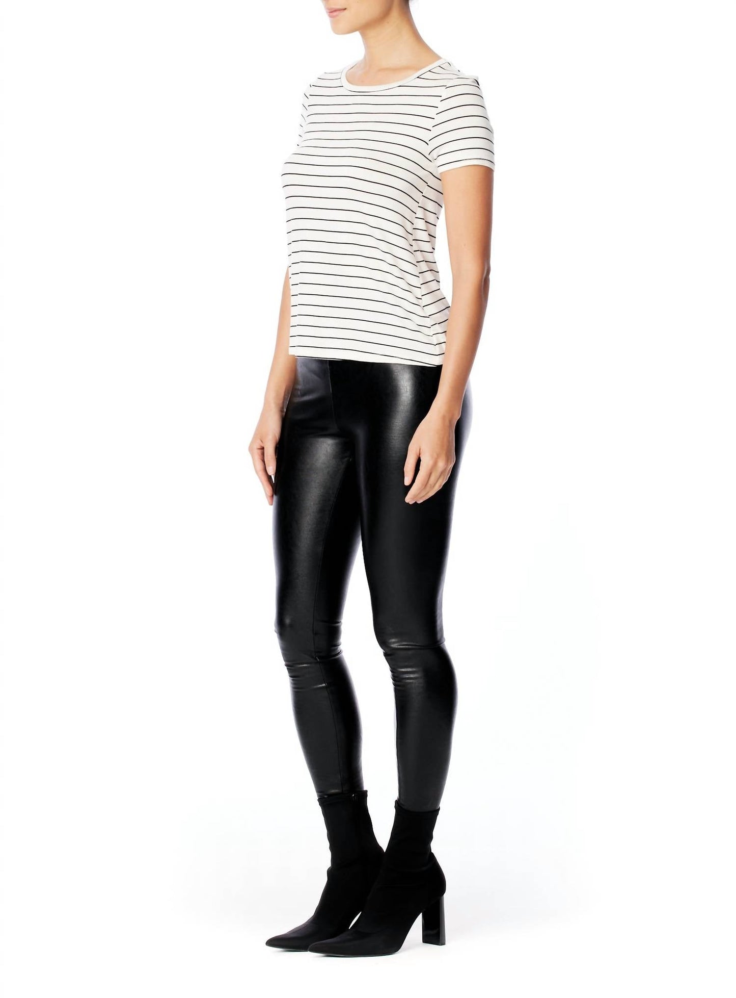 Lblc The Label - Shannon T-Shirt