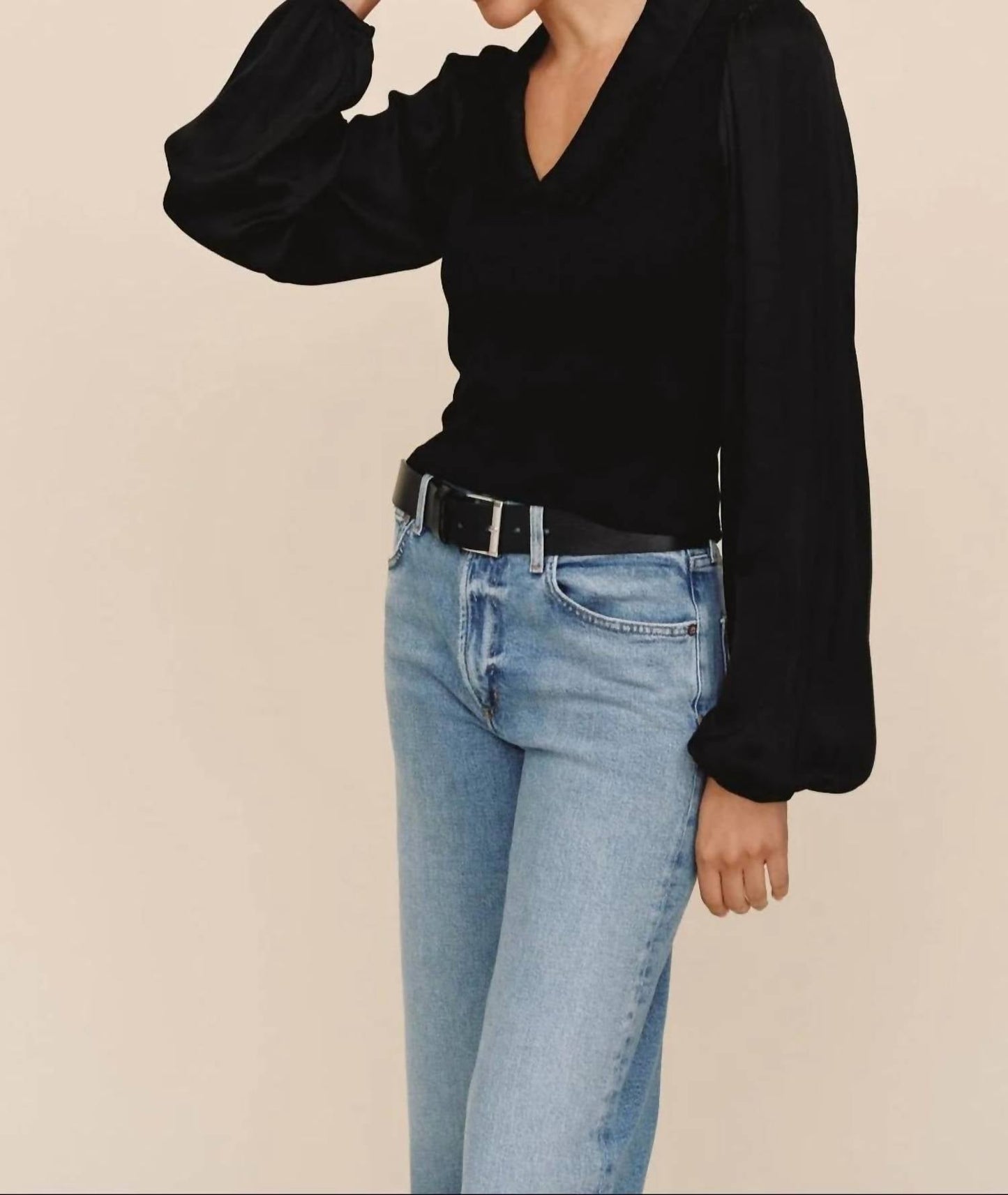 Bella Dahl - Collared V-neck Long Sleeves Top
