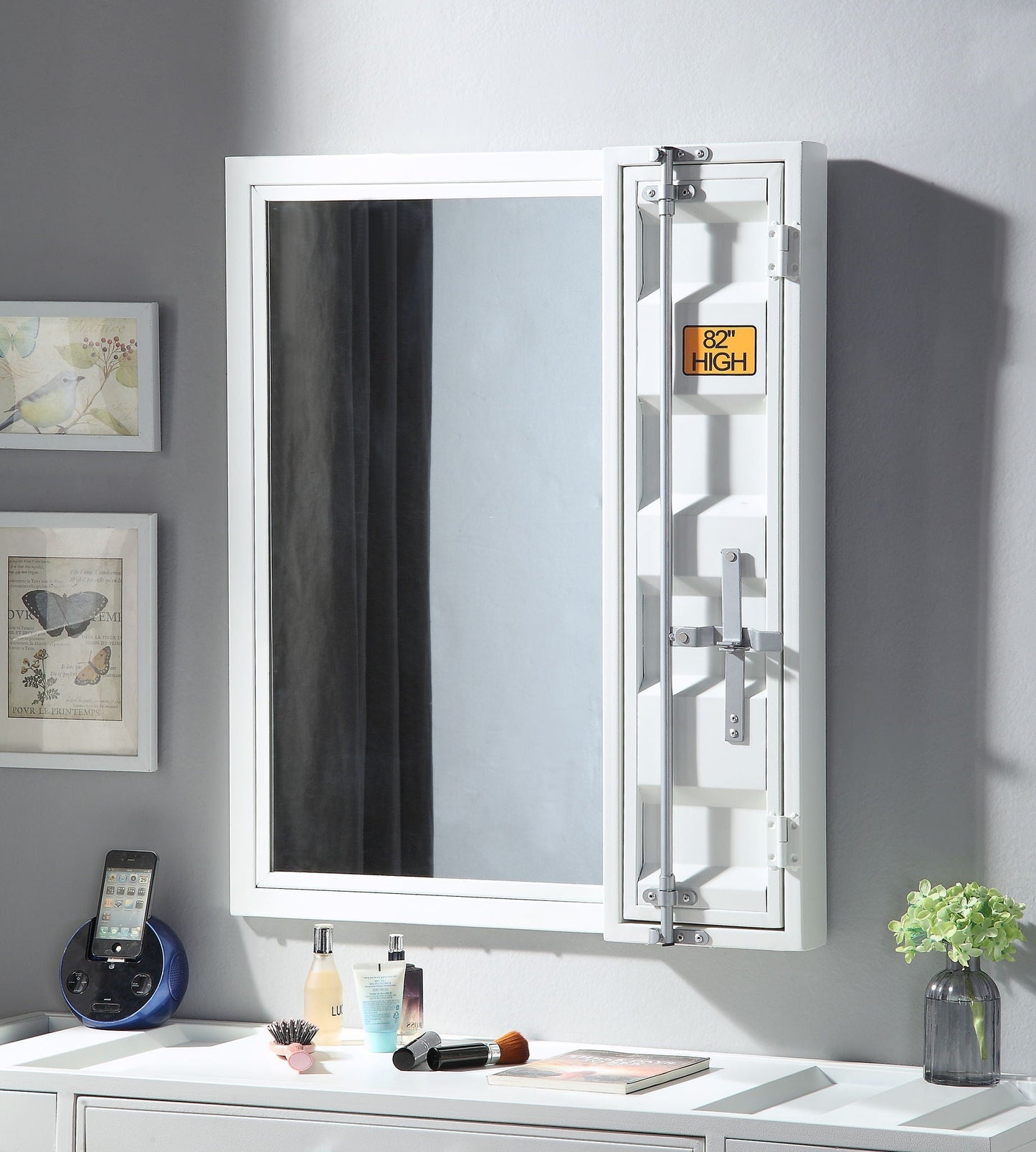 Cargo Vanity Mirror, Clear Reflection