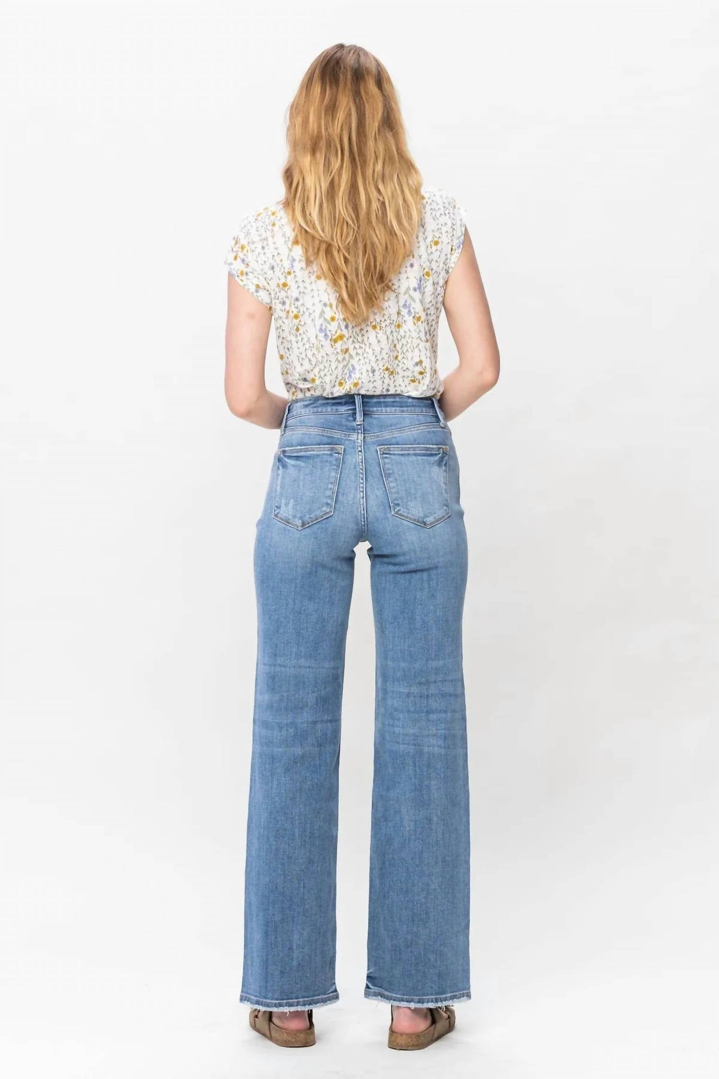 Judy Blue - Mid Rise Wide Leg Jeans