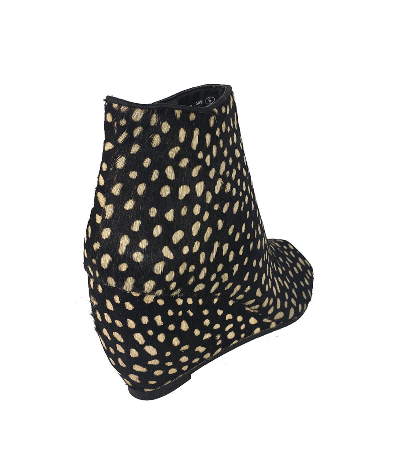 Naughty Monkey - Women's Kuda Wedge