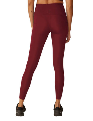 Beyond Yoga - Strive Pocket Midi Legging