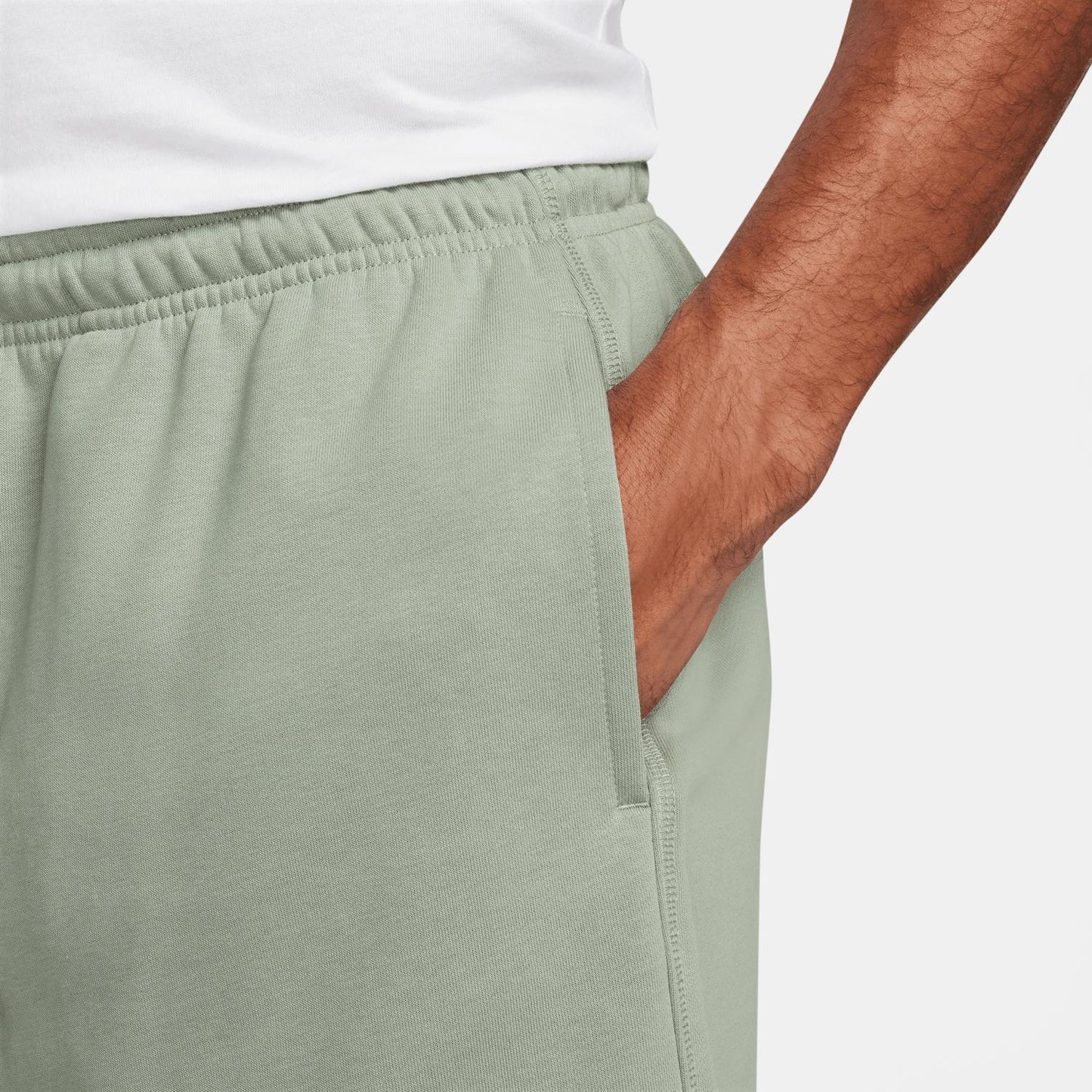 Nike - Men's Club French Terry Flow Shorts