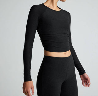Beyond Yoga - Featherweight Your Fit Long Sleeve Top