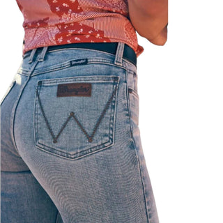 Wrangler - Retro Mae Mid Rise Bootcut Jean