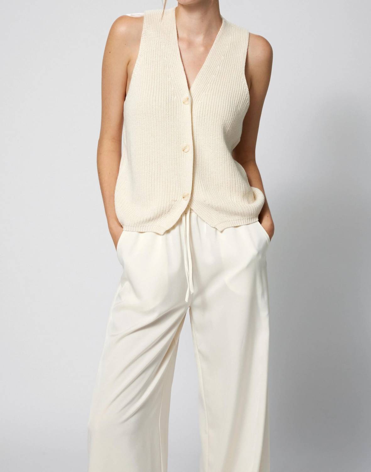 Amanda Maria - Knit Sweater Vest