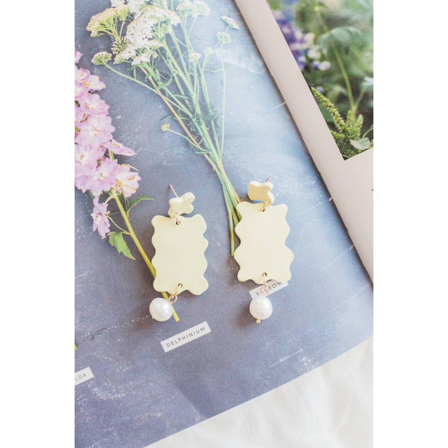 Audrey Harper Co - Women's Scallop Clay Earrings