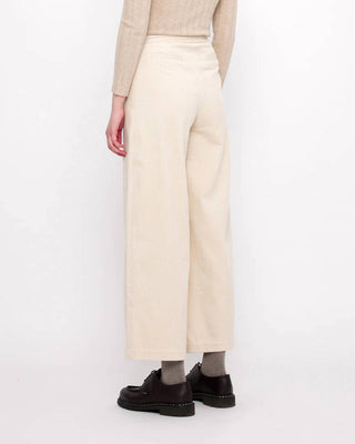 7115 By Szeki - Classic Wide Legged Trouser