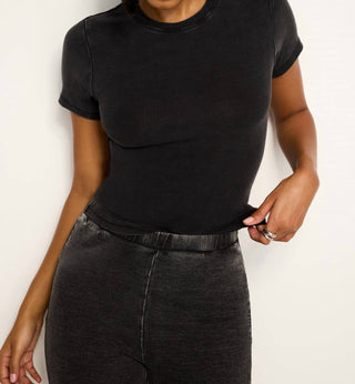 Good American - Jeanius Fitted Tee