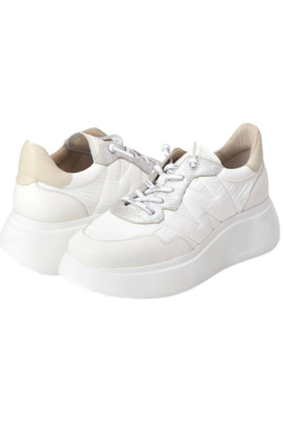 Wonders - Slip On Sporty-chic Style Sneakers