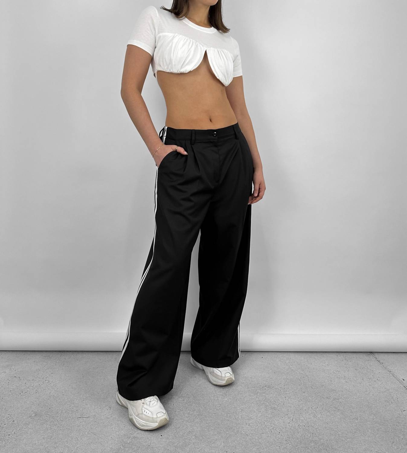 Mimosa - Crew Neck Cropped Underwire Tee