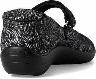 Arcopedico - Women's Estrela Shoe