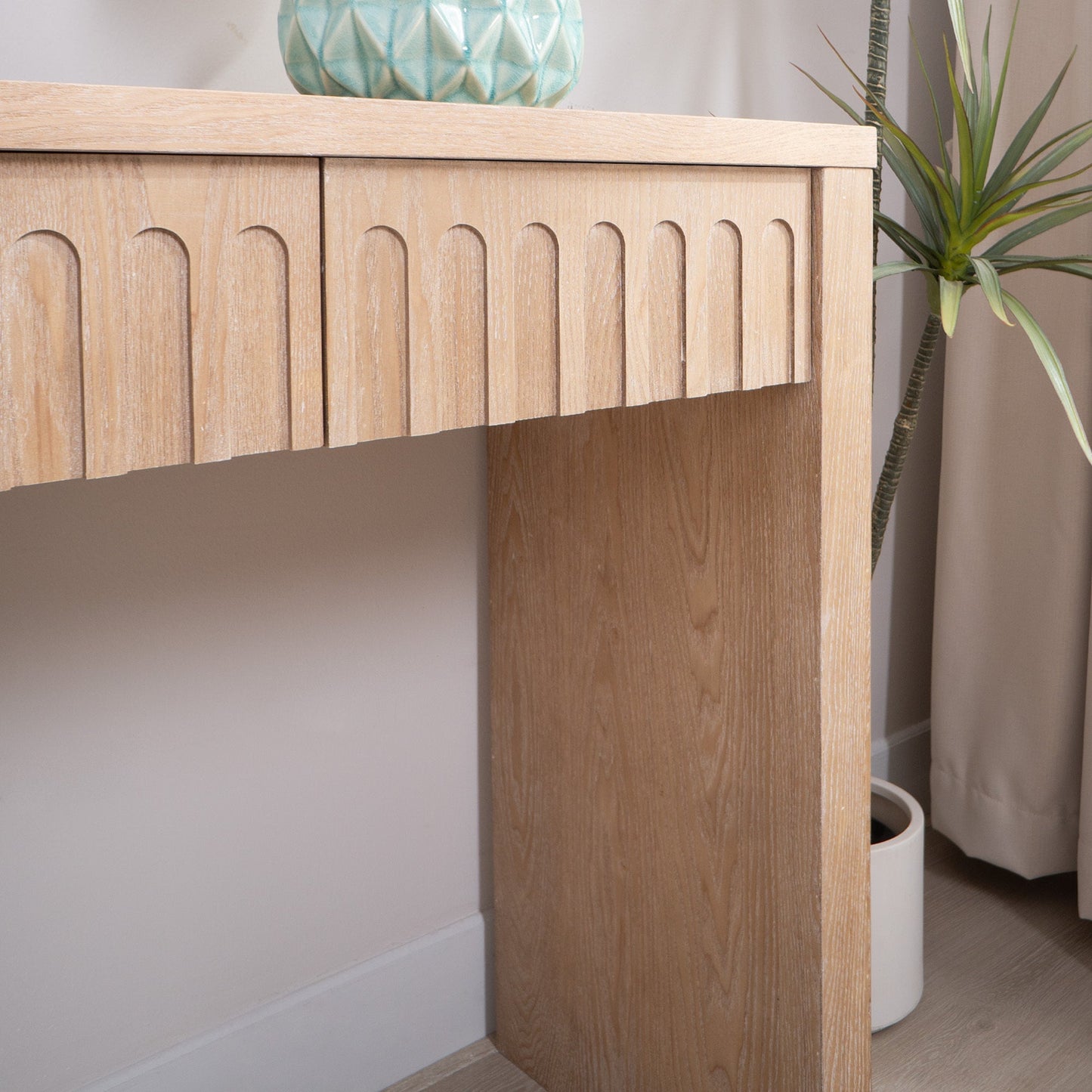 Modern Console Table with 4 Drawers – 59.2" Entryway Table in Natural Wood Finish